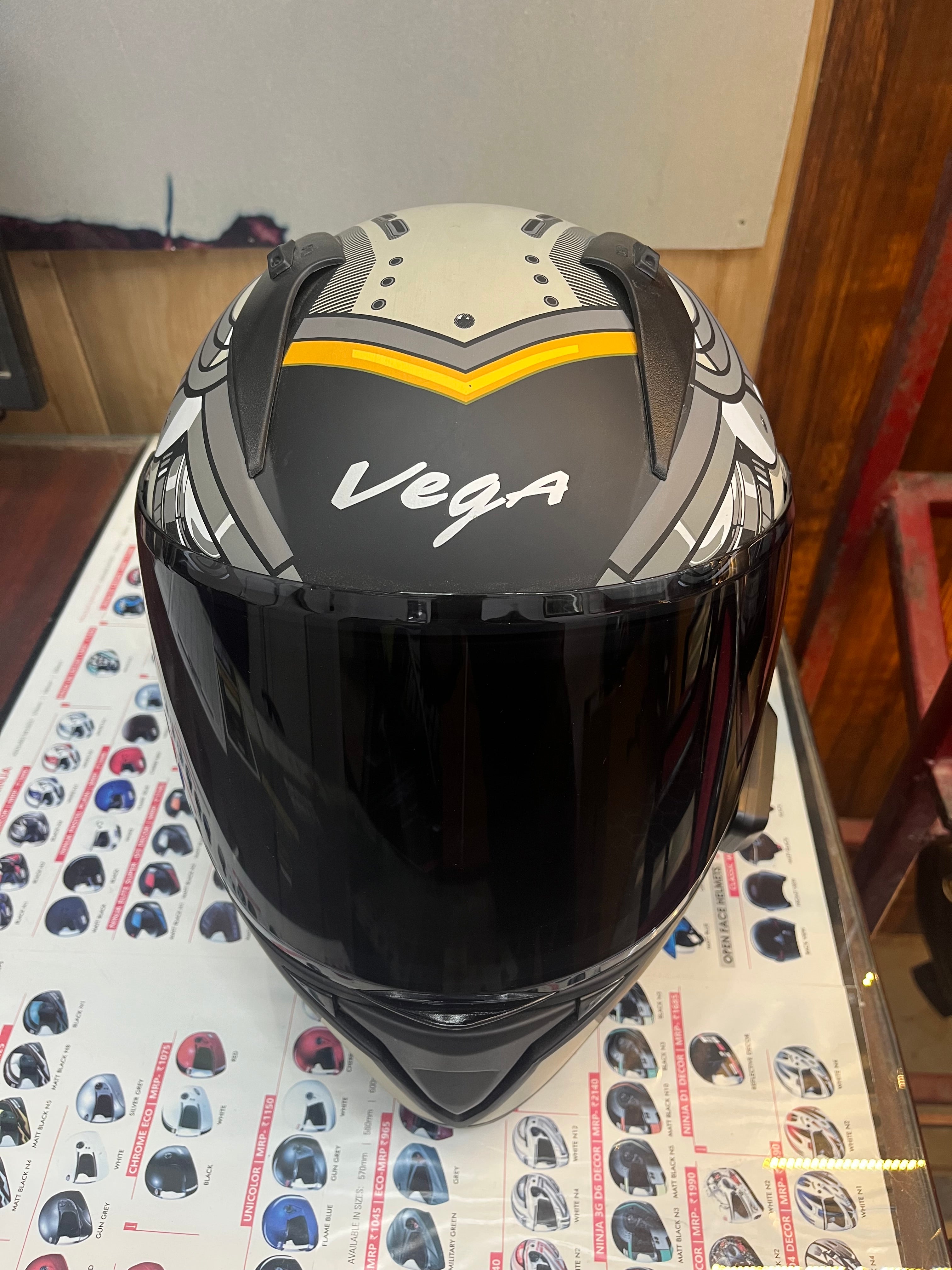 Vega Bolt Superhero With Bluetooth