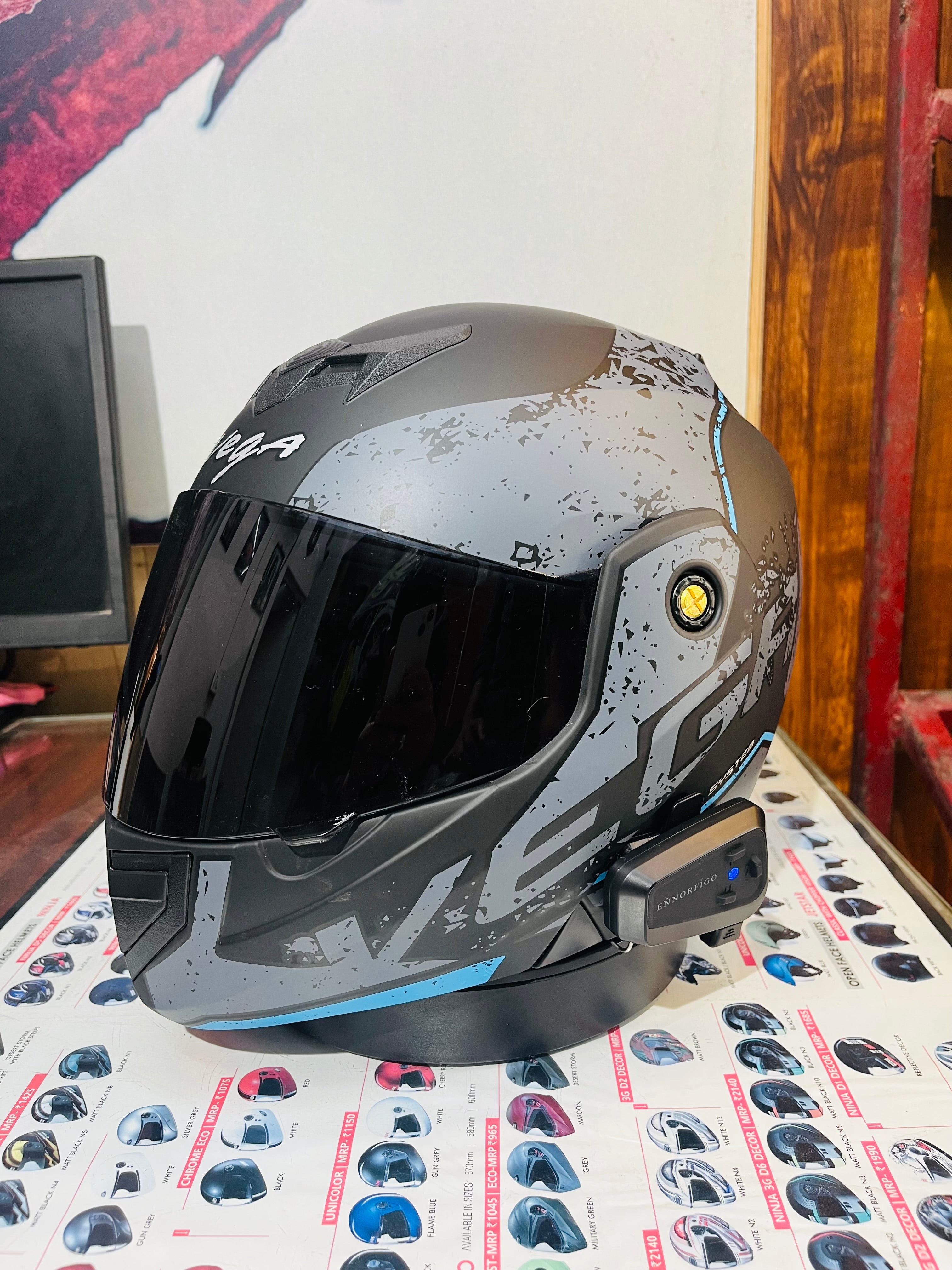 Vega Crux Victor With Bluetooth