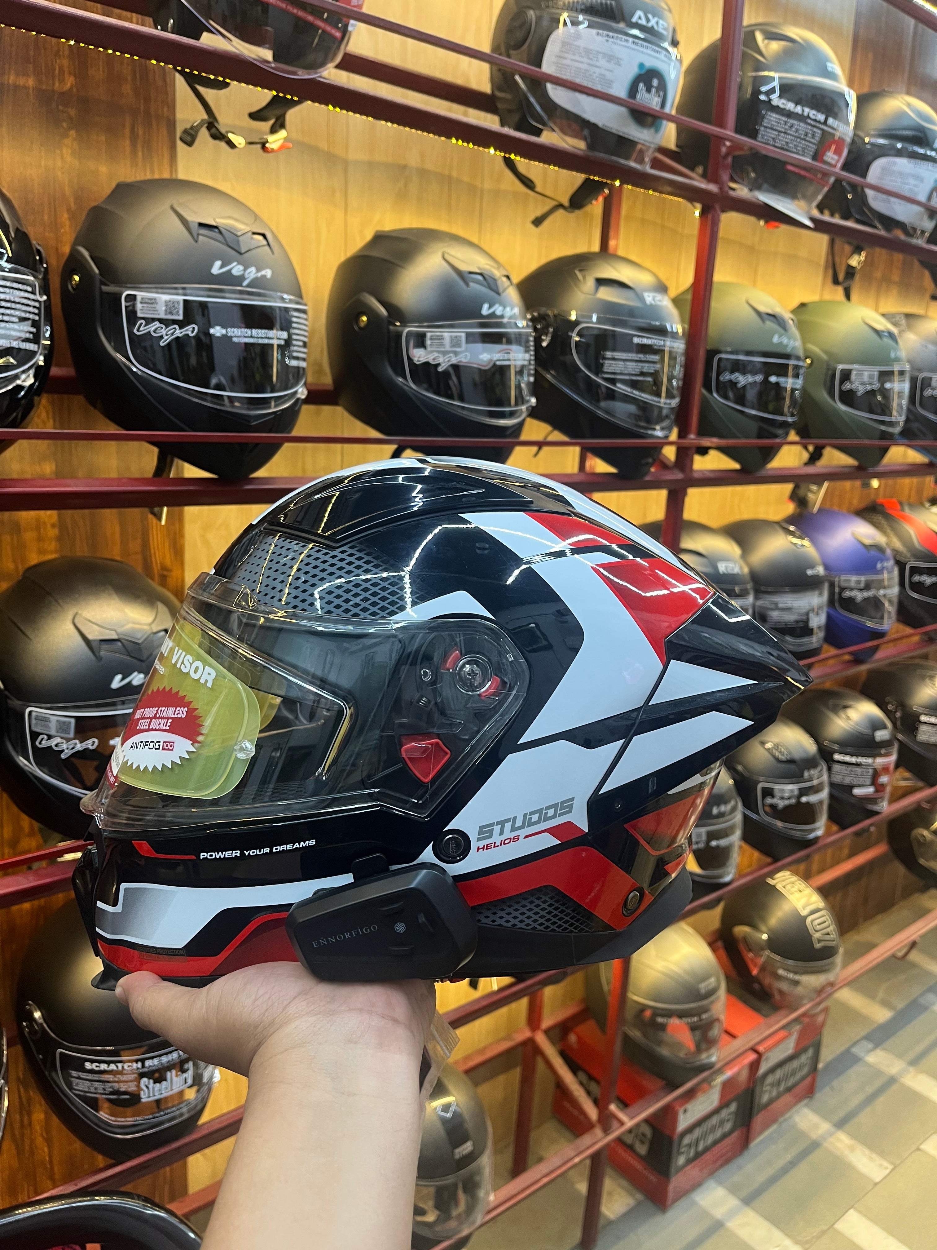 Studds Helios with Bluetooth