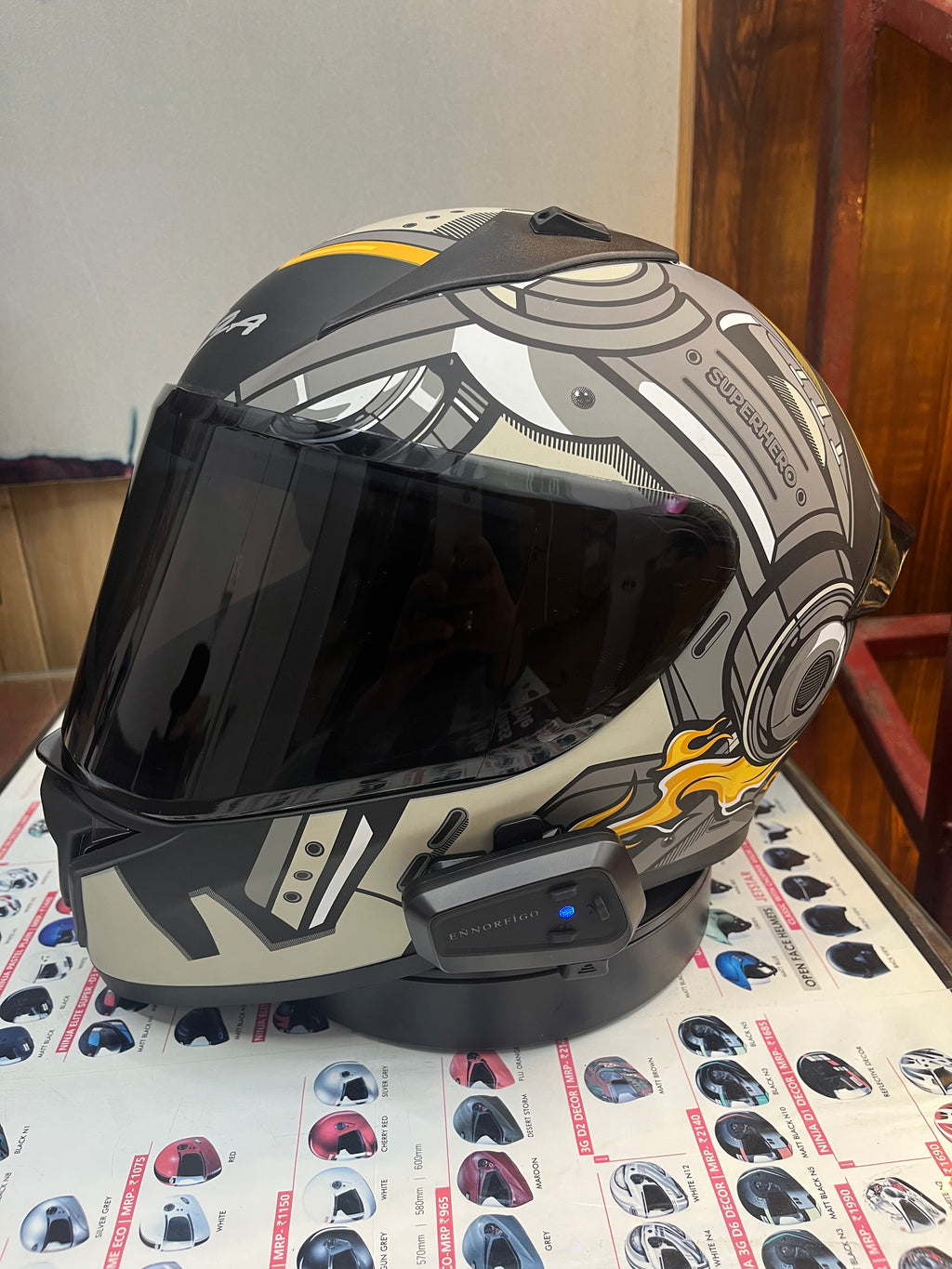 Vega Bolt Superhero With Bluetooth